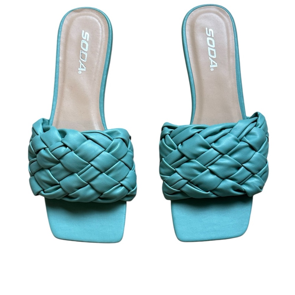 Soda Blue Woven Sandals new without tags